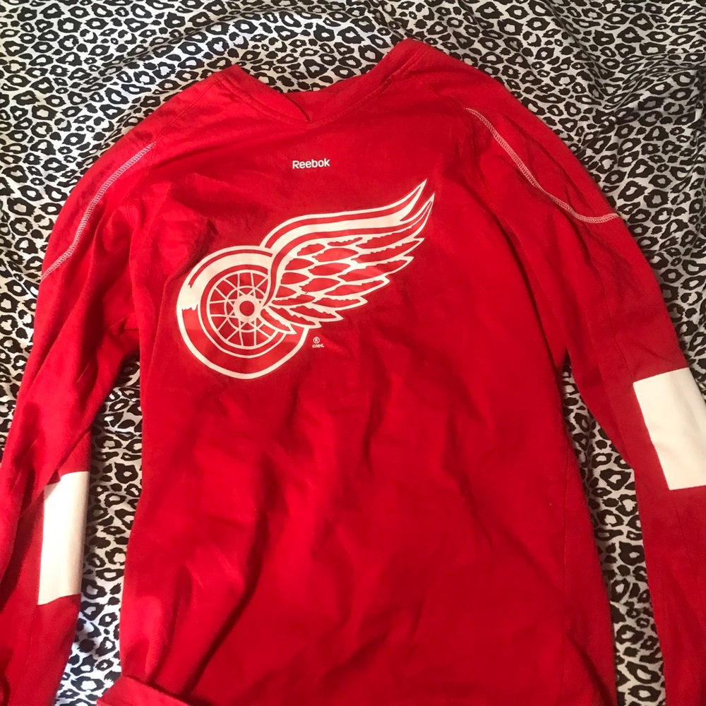 Red wings shirt